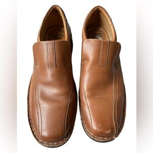 Clarks Men's Escalade Brown Leather Slip‎ On Loafer Size: 9.5